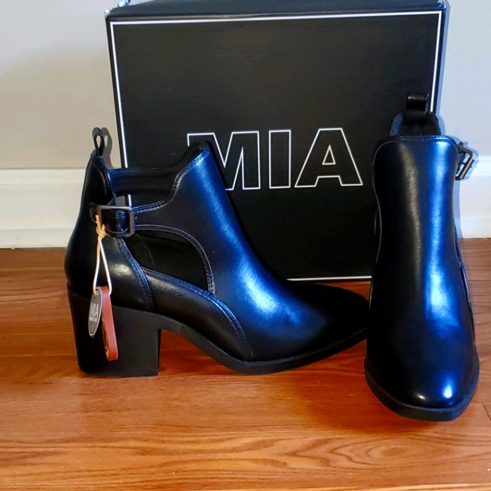 Black booties